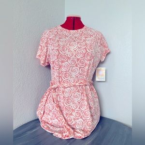 LulaRoe Blush Pink and White Rose Fitted Tunic with Belt. M. NWT.